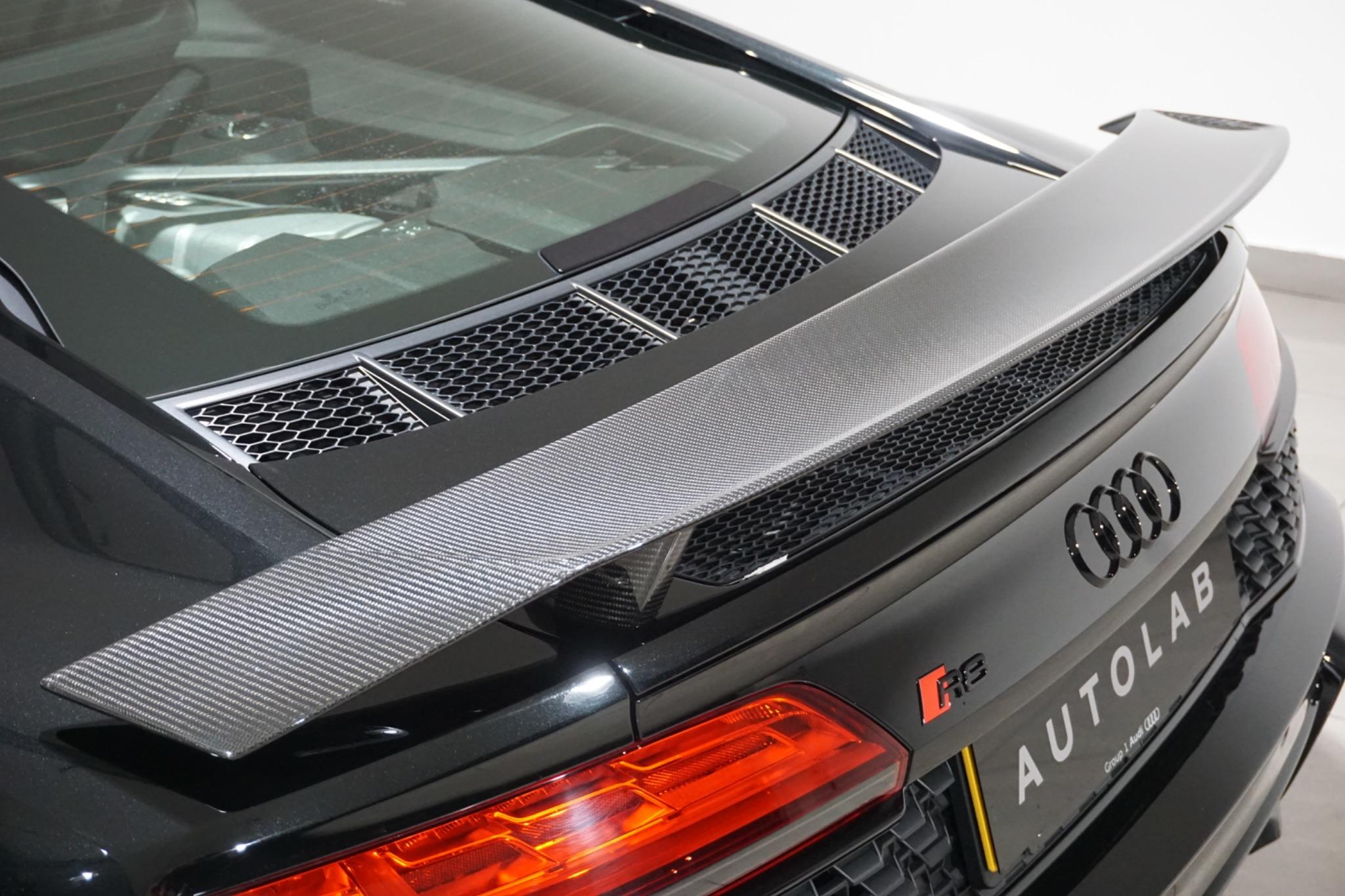Audi R8 5.2 FSI V10 Performance Edition S Tronic quattro Euro 6 (s/s) 2dr